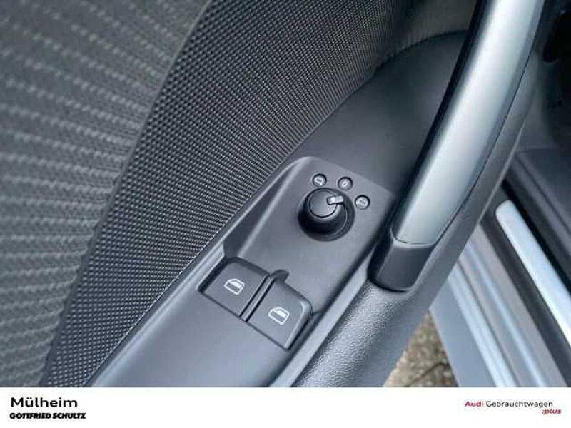 Audi TT Roadster 1.8 TFSI LED PDC SHZ MUFU S-Line